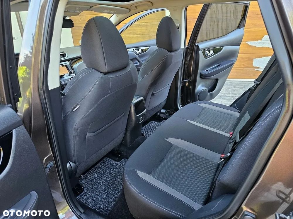 Nissan Qashqai - 24