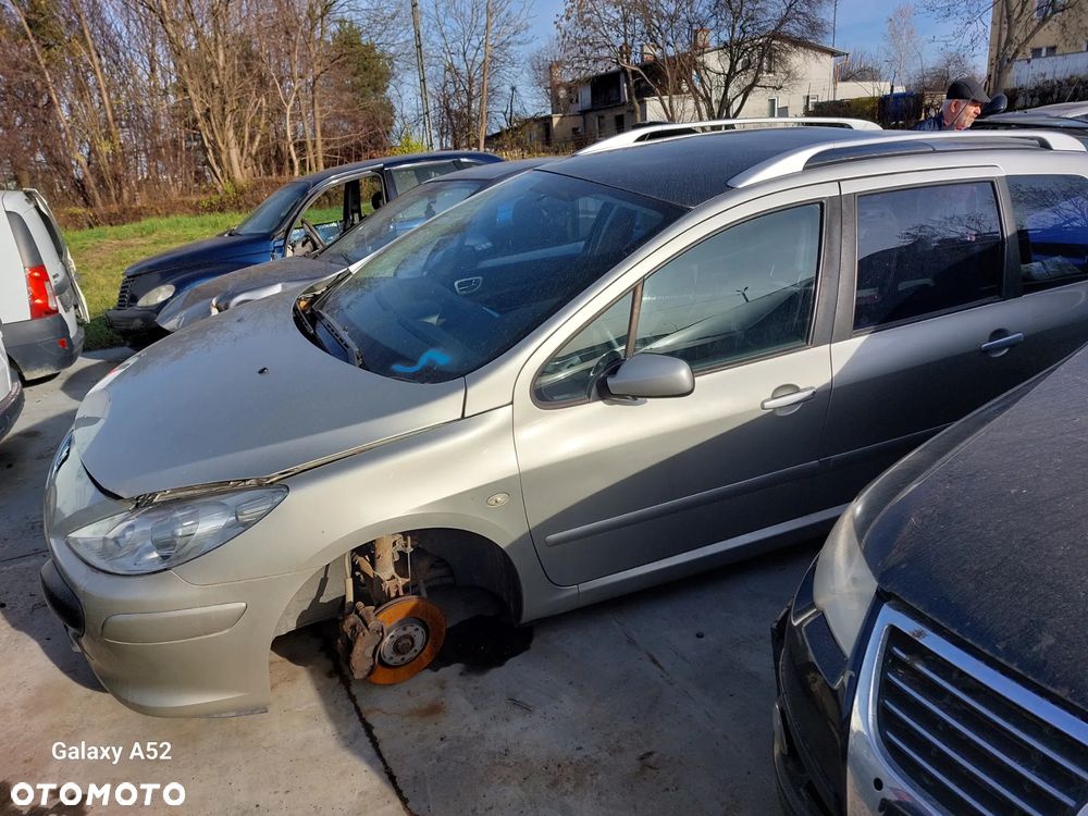 Zderzak PEUGEOT 307 KOMBI LIFT 1,6D 07R. lampy,maska,drzwi,klapa..... - 2