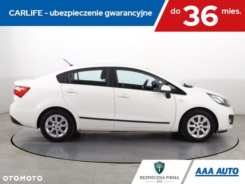 Kia Rio - 8