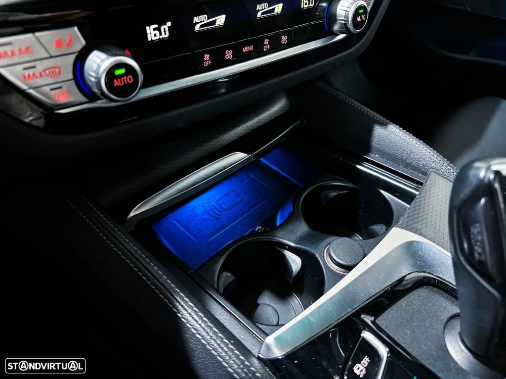 BMW 530 e Pack Desportivo M - 54