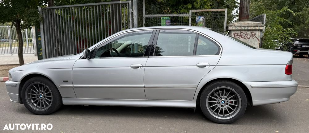 BMW Seria 5 525d Aut. Edition Fleet - 8