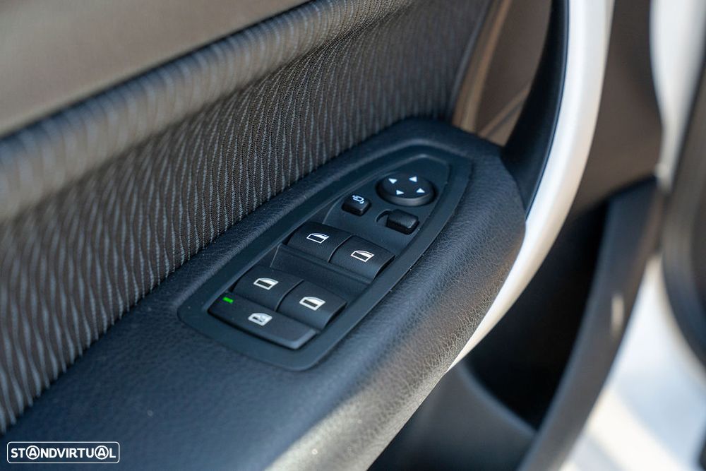 BMW 116 d Advantage - 24