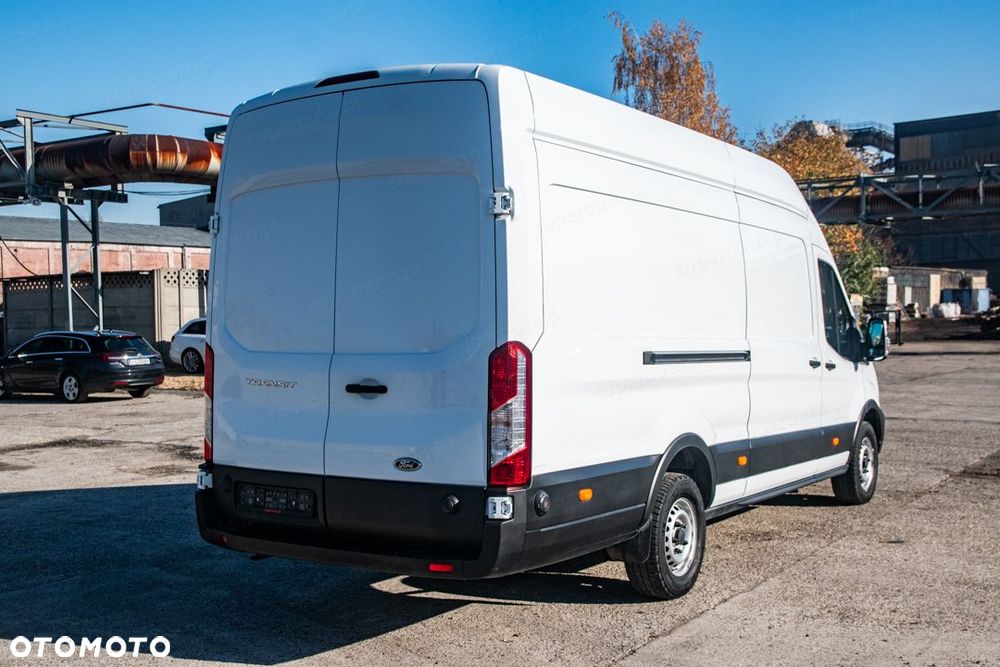 Ford Transit 350 L4H3 RWD Ambiente 2.0 130KM - 10