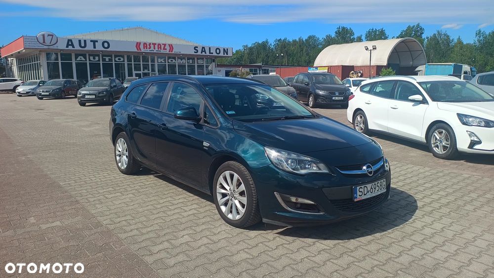 Opel Astra 1.4 T Cosmo - 32