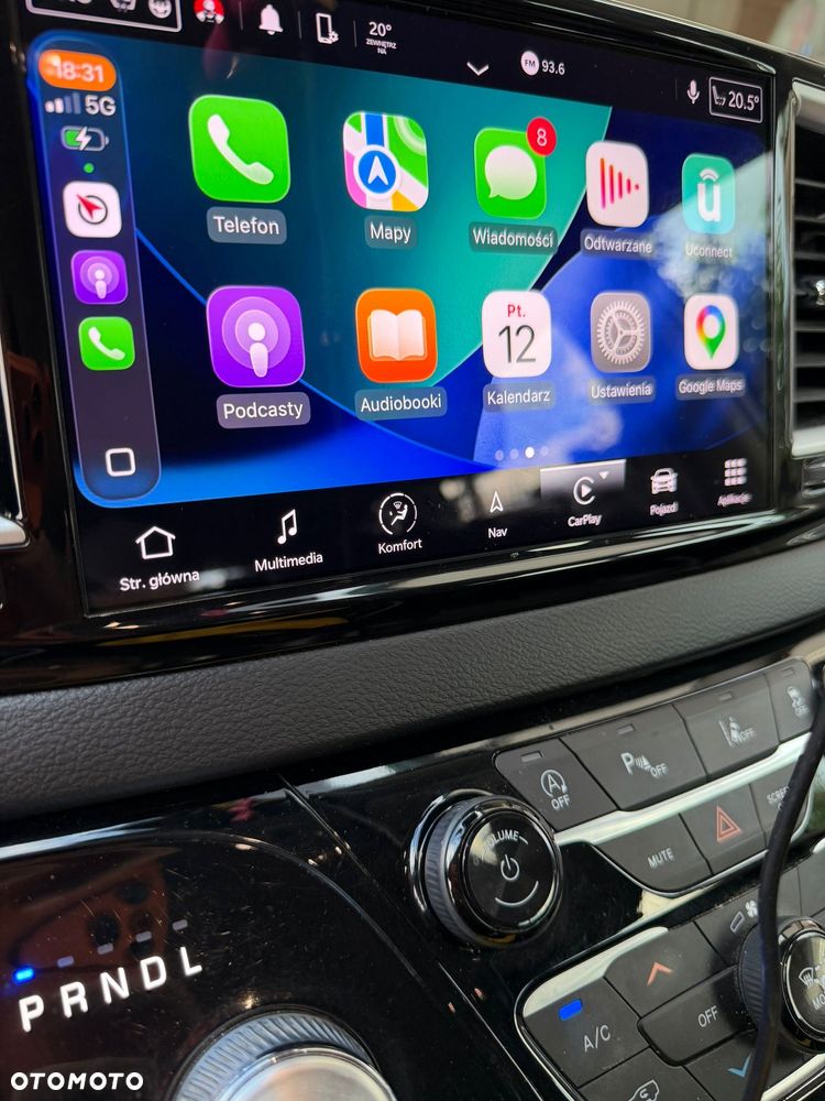 Chrysler Pacifica - 26