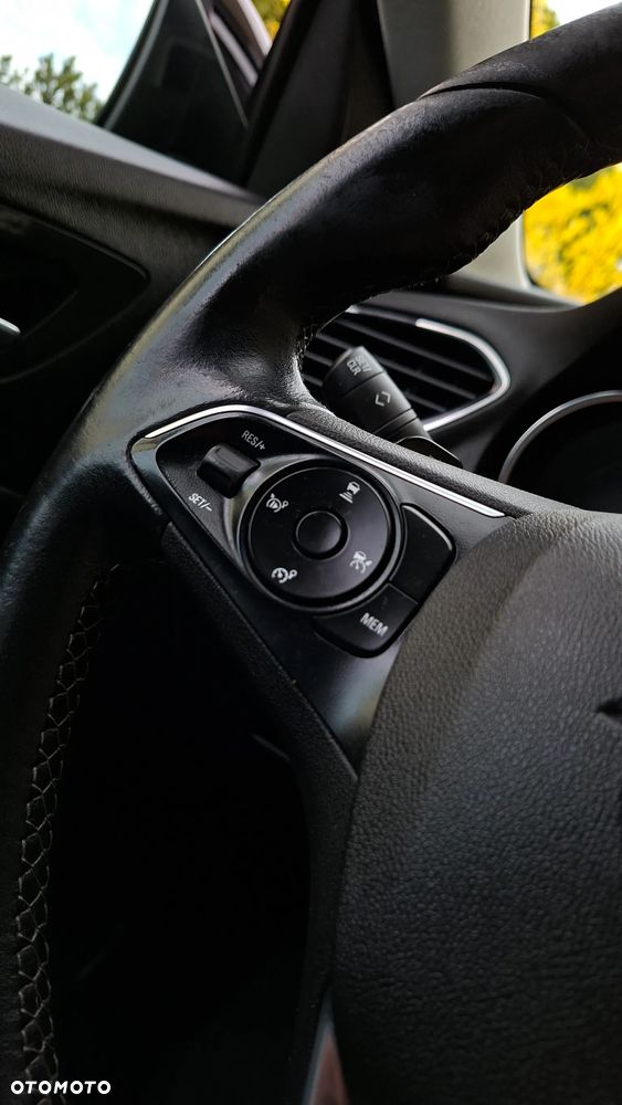 Opel Grandland X 1.6 T PHEV Elite - 32