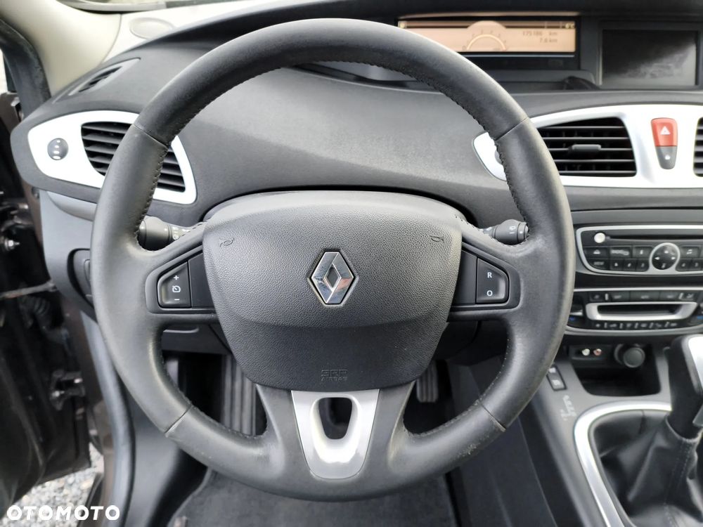 Renault Scenic 2.0 16V 140 CVT Dynamique - 24