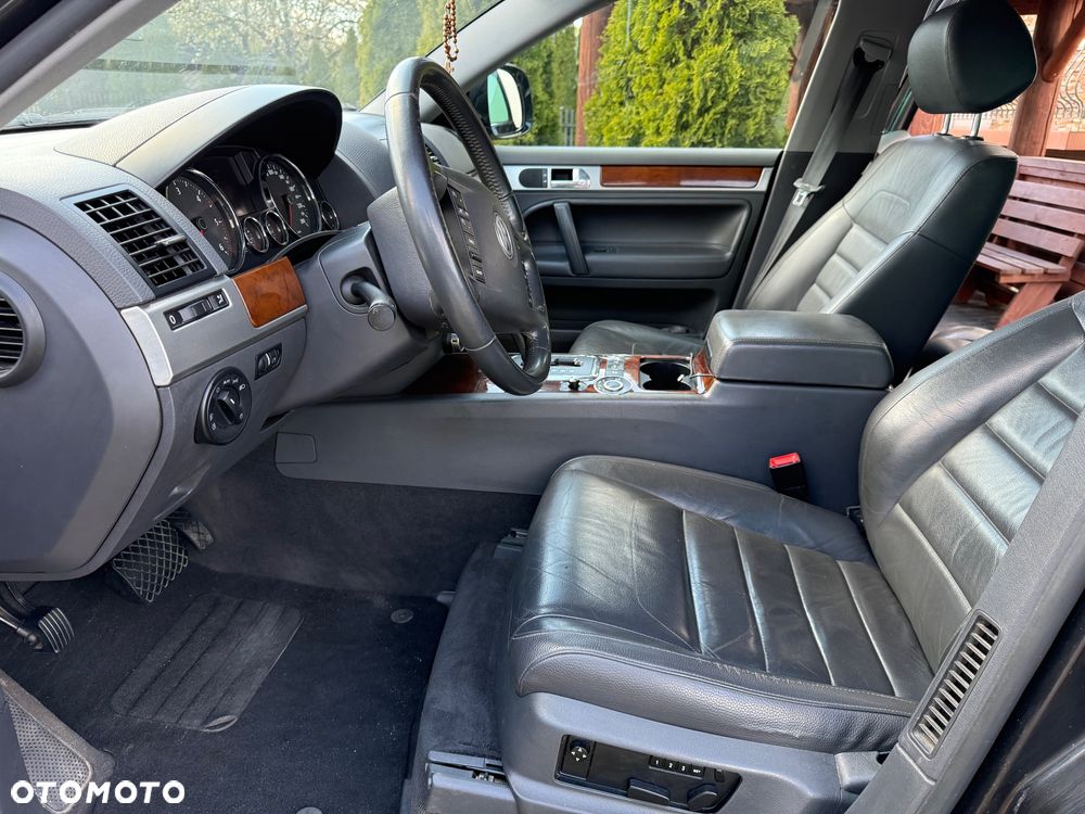 Volkswagen Touareg 3.0 V6 TDI DPF Tiptr - 13