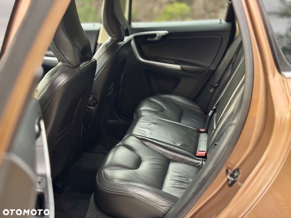 Volvo XC 60 D4 R-Design Kinetic - 8
