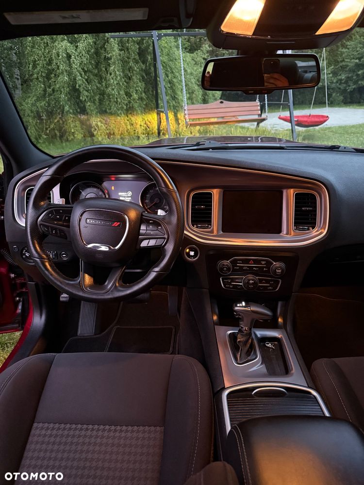 Dodge Charger 5.7 R/T - 5