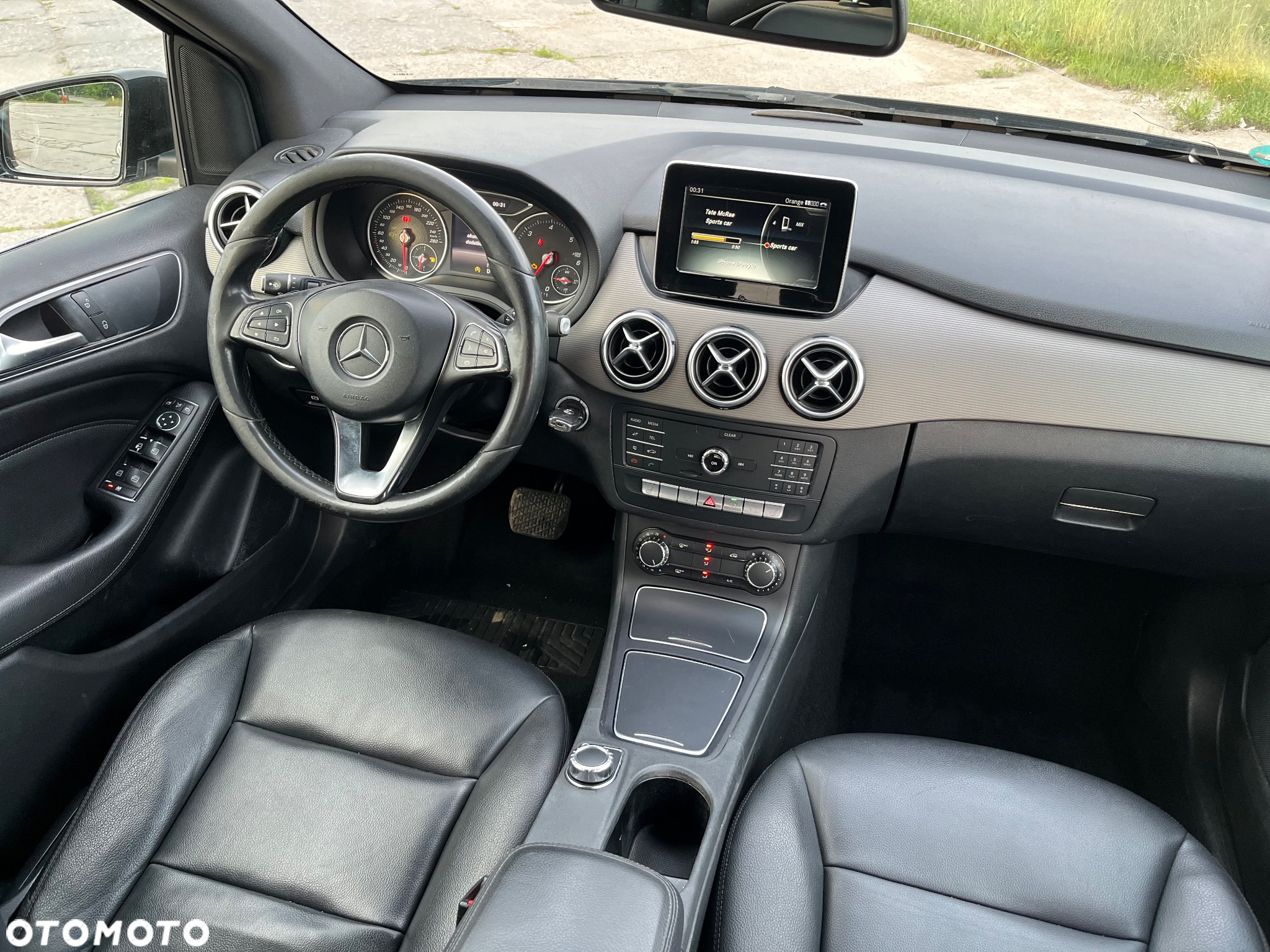 Mercedes-Benz Klasa B 200 (CDI) d 4Matic 7G-DCT AMG Line - 10