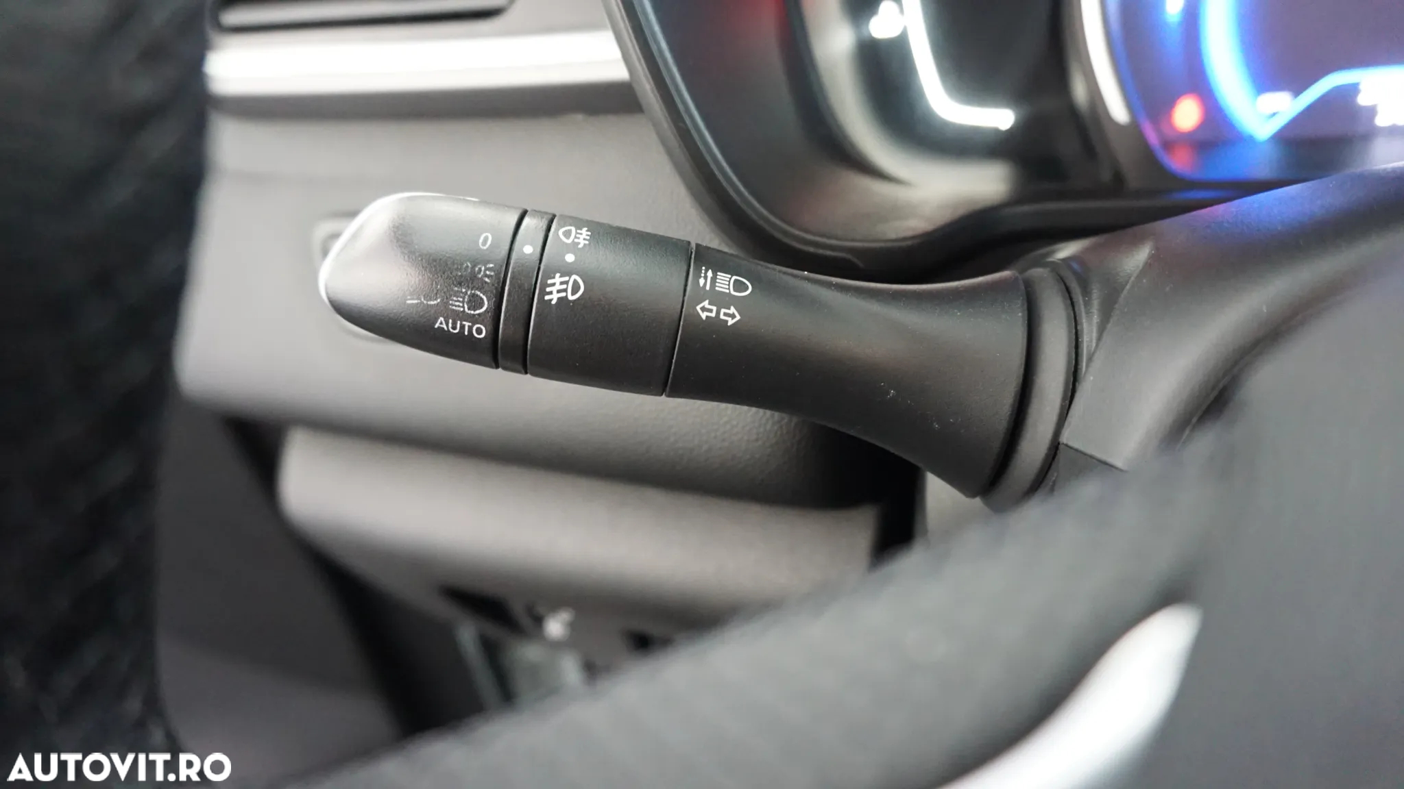 Renault Kadjar 1.5 DCI EDC Zen - 17
