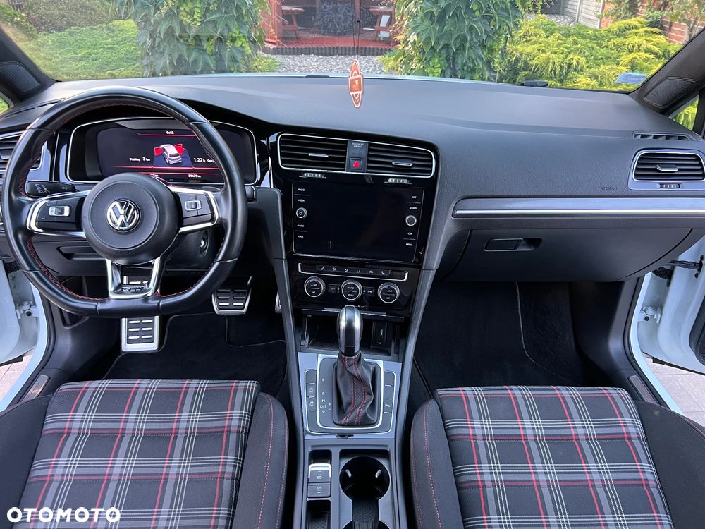 Volkswagen Golf GTI 2.0 TSI OPF DSG Performance - 9