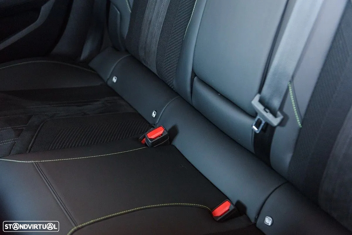 Peugeot 308 1.2 PureTech GT Pack EAT8 - 18