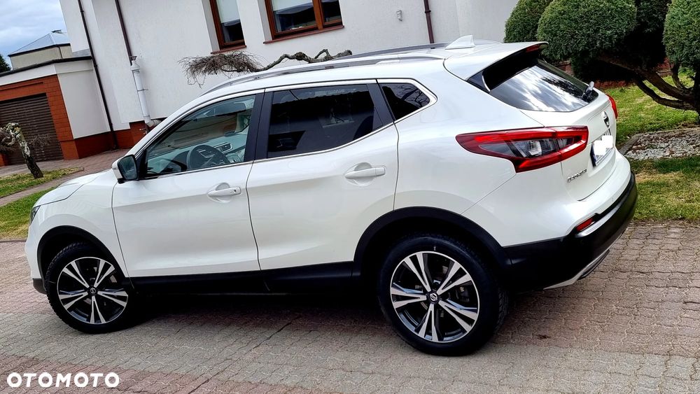 Nissan Qashqai 1.3 DIG-T N-Connecta - 8