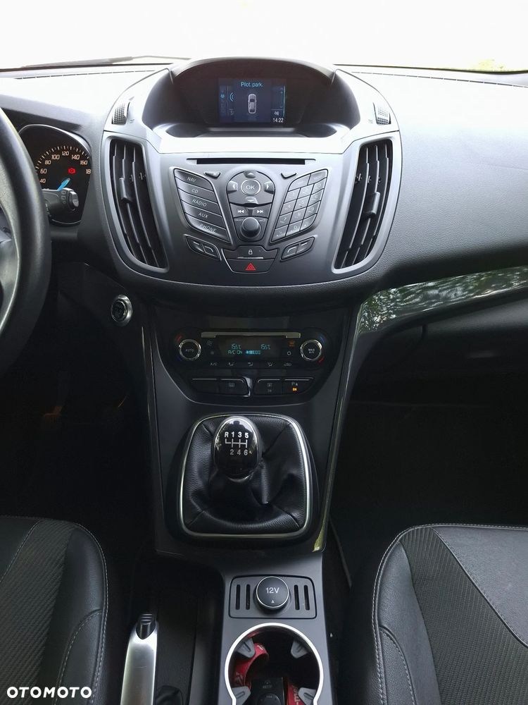 Ford Kuga 2.0 TDCi 2x4 Titanium - 15