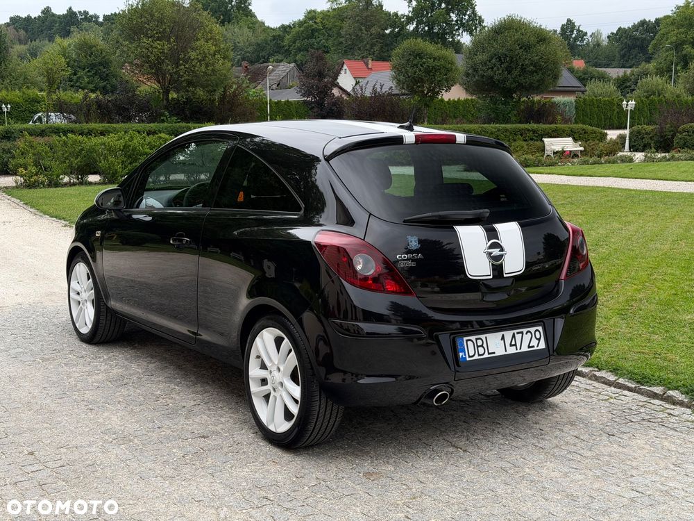 Opel Corsa 1.4 16V Edition 150 - 6