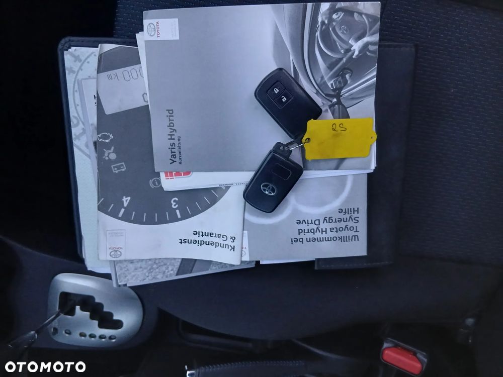 Toyota Aygo x-clusiv - 22