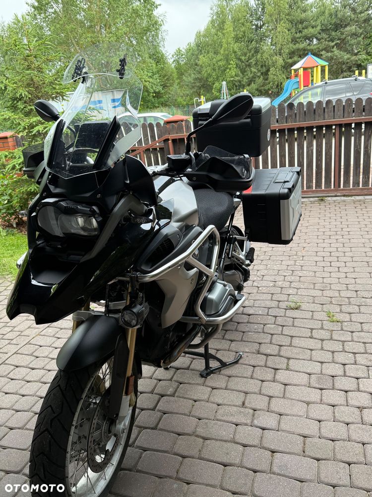 BMW R - 8