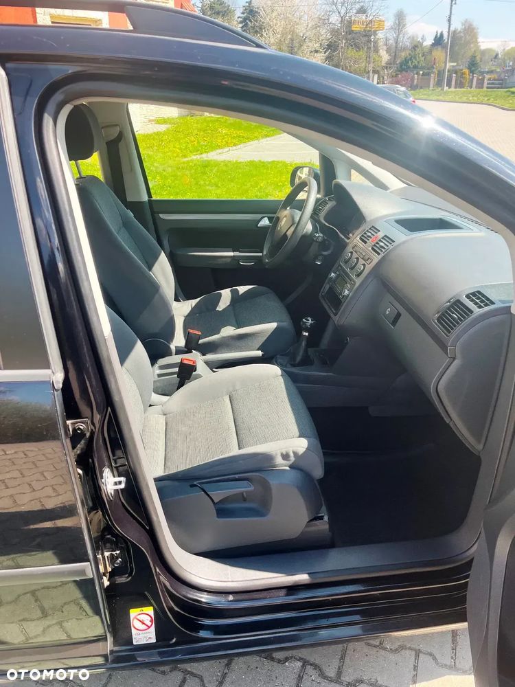 Volkswagen Touran 1.6 Goal - 16