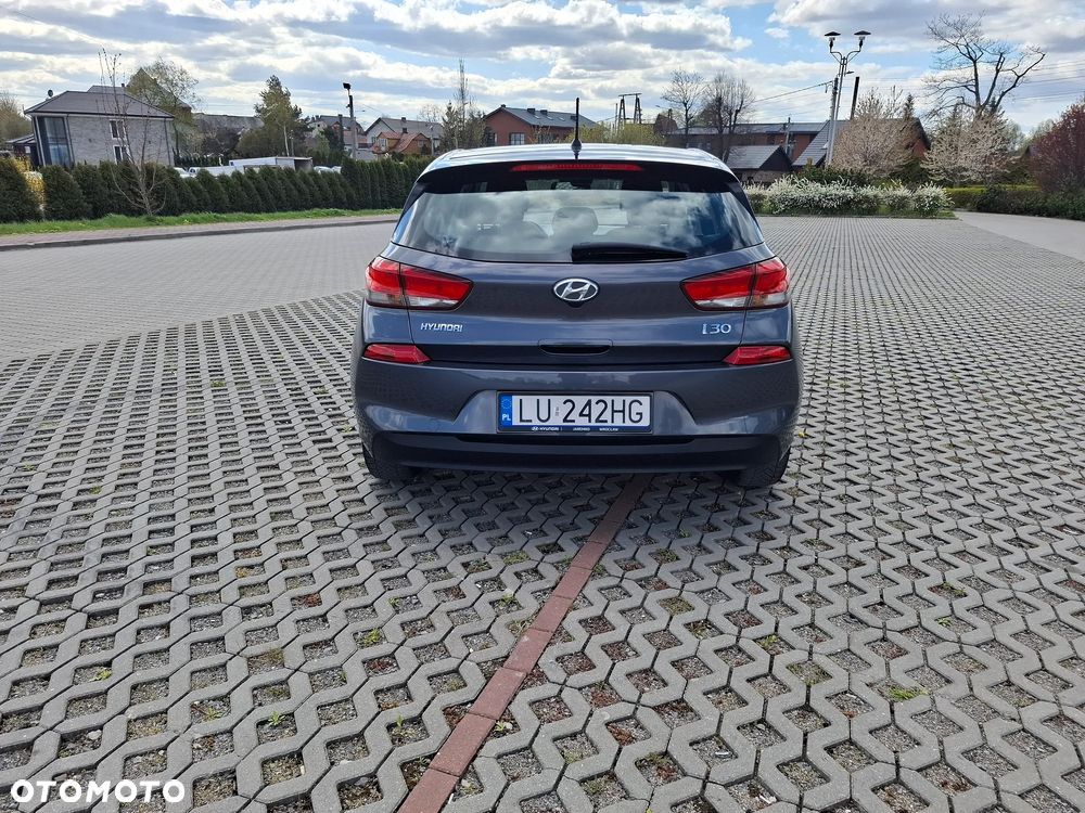 Hyundai i30 1.4 Classic + - 8
