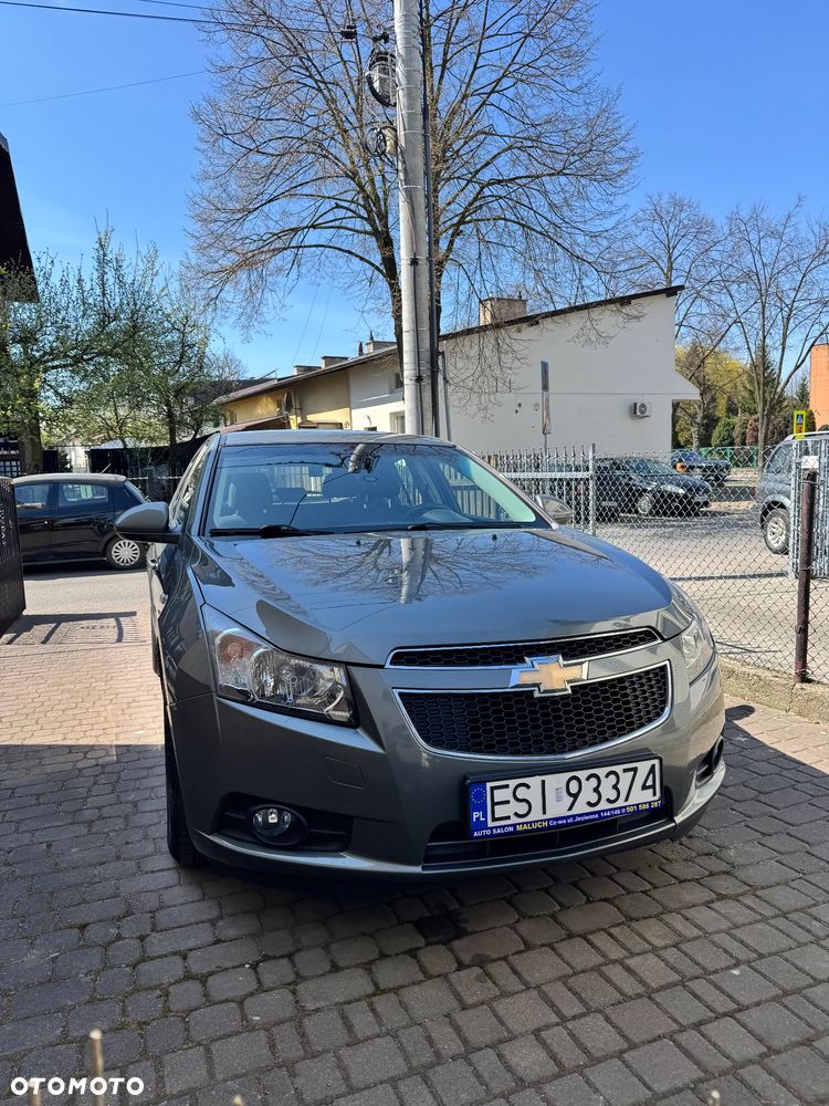 Chevrolet Cruze 1.6 LT - 1