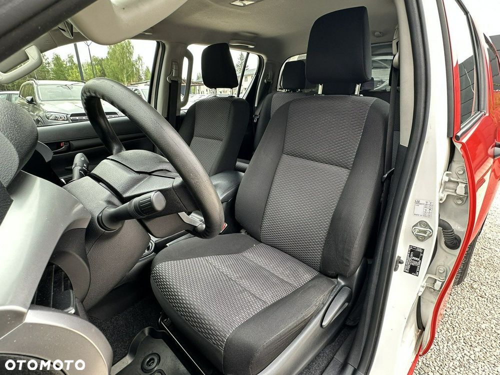 Toyota Hilux 2.4 D-4D Double Cab DLX 4x4 - 14