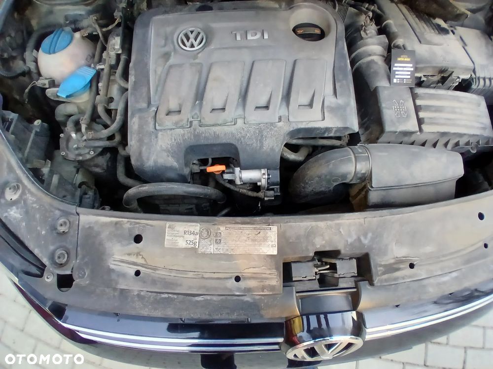 Volkswagen Touran 2.0 TDI DPF Comfortline - 12