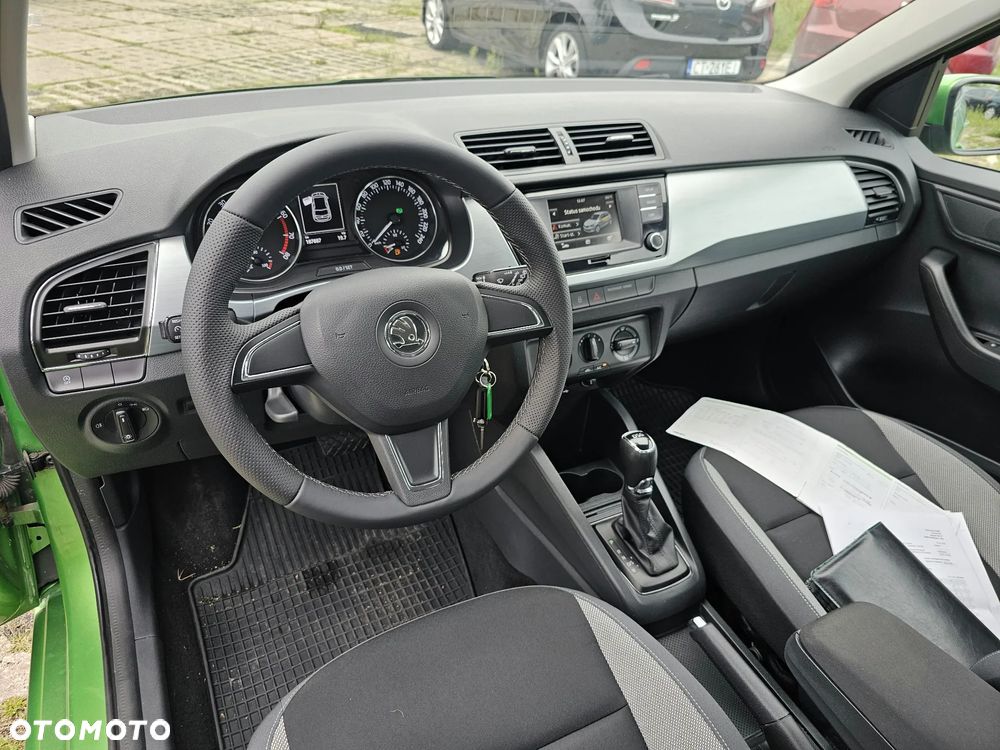 Skoda Fabia - 14