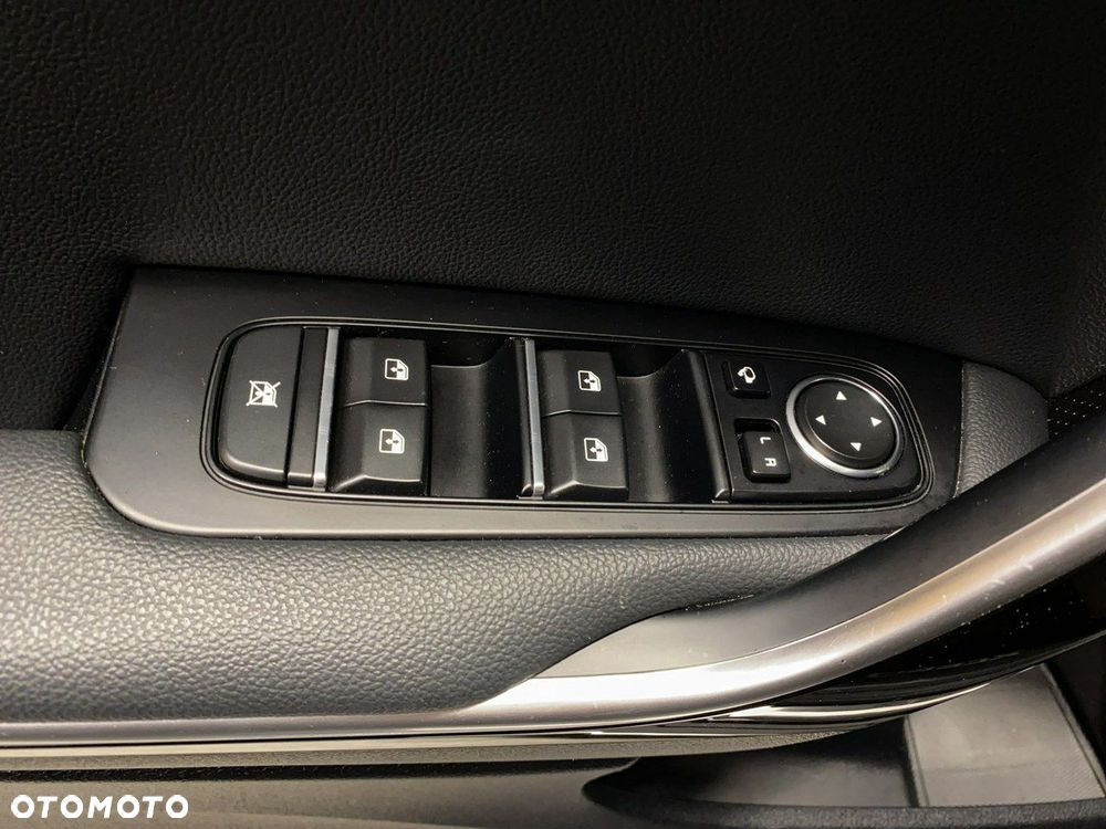 Kia XCeed - 36
