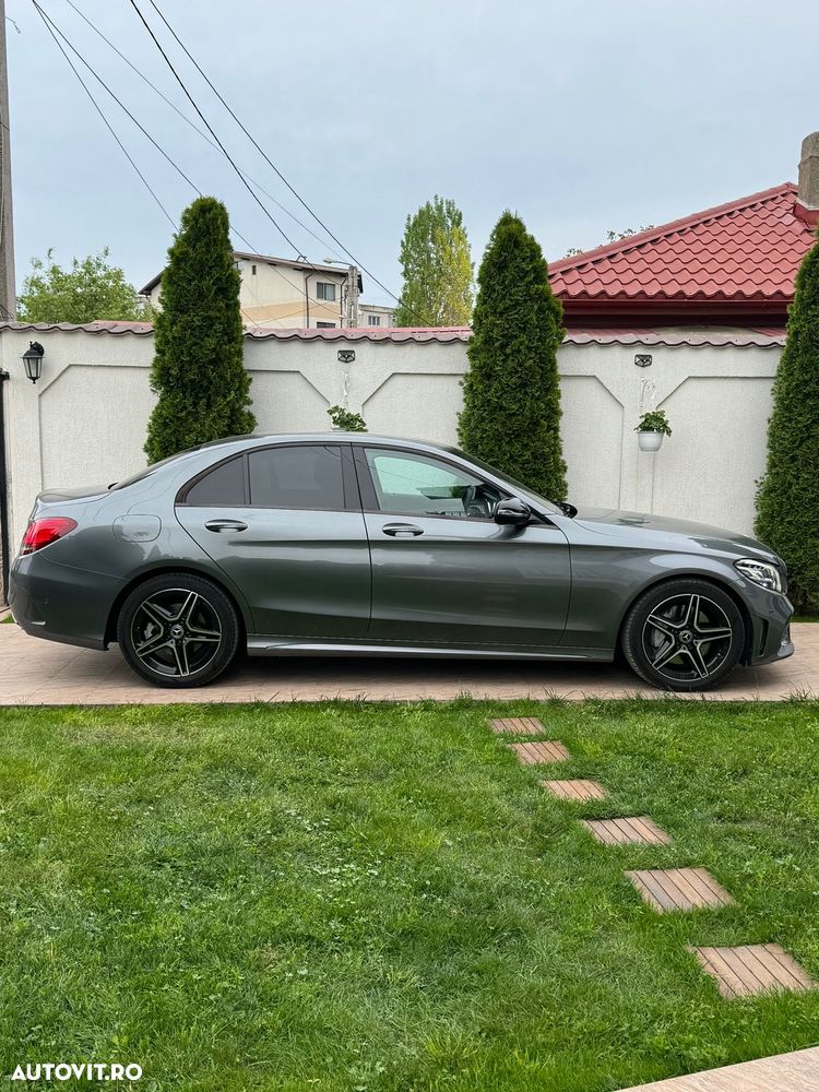 MERCEDES-BENZ Clasa C