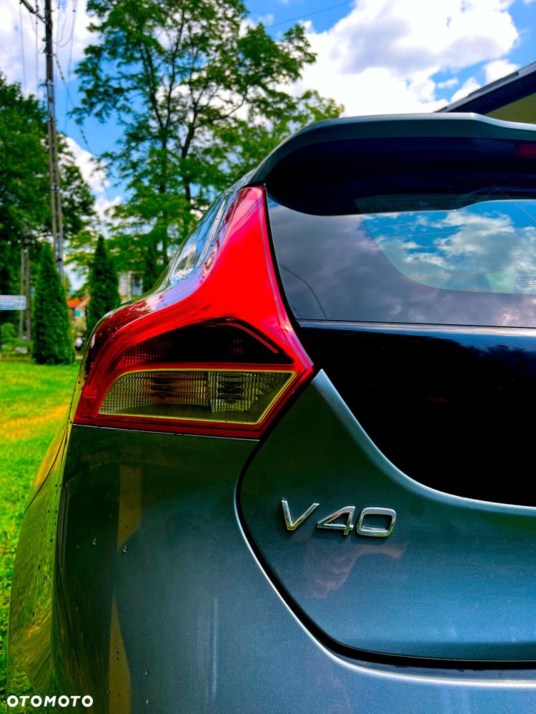 Volvo V40 D3 Momentum - 6