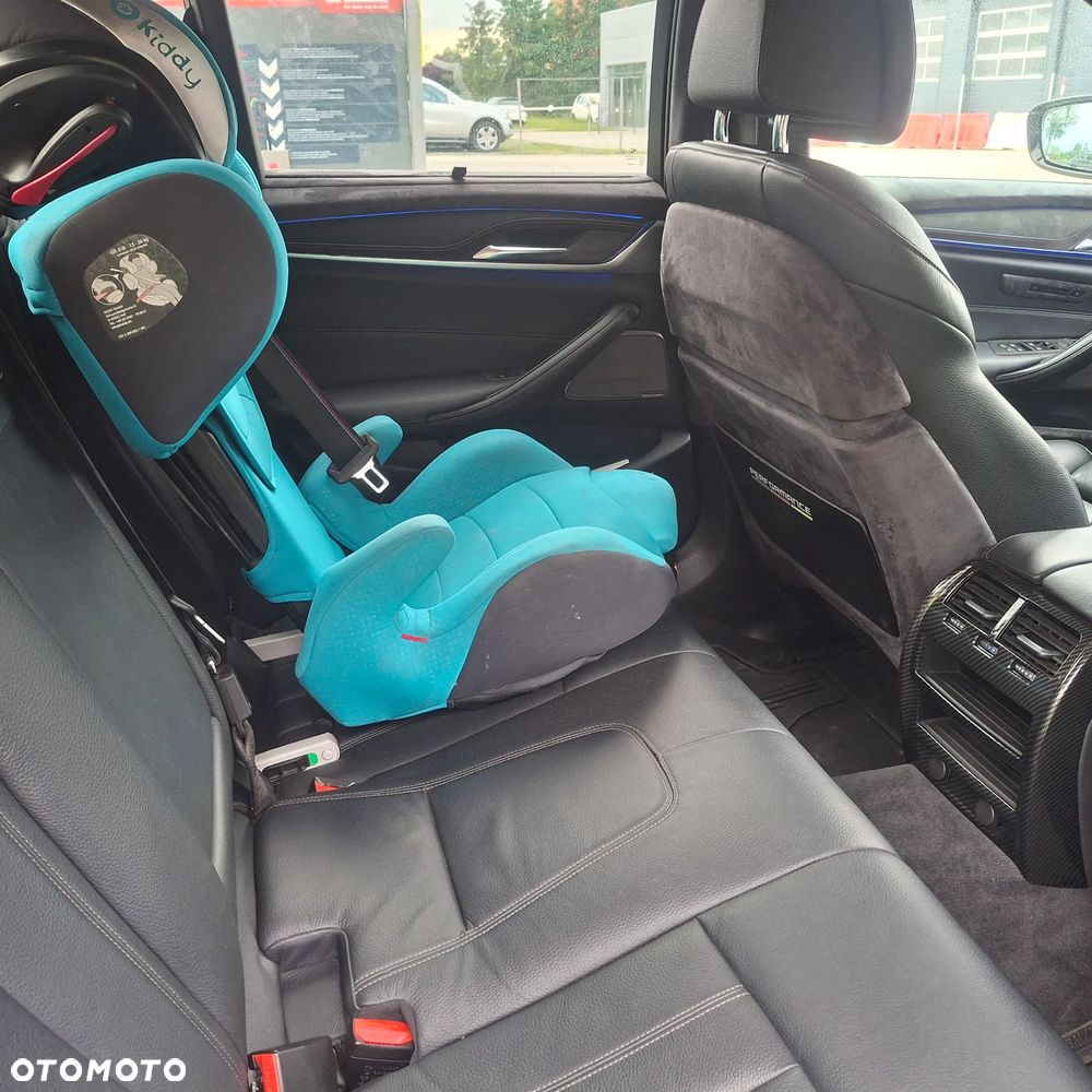 BMW Seria 5 530d xDrive M Sport sport - 9