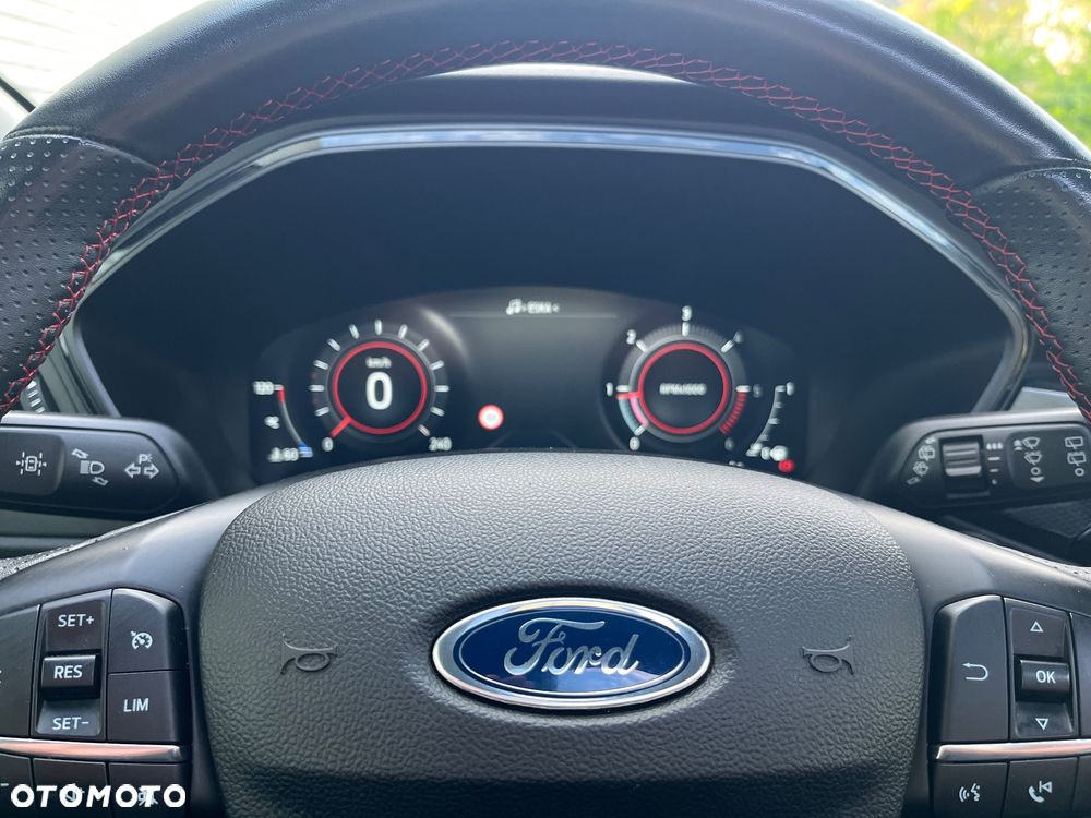 Ford Kuga 2.0 EcoBlue Hybrid ST-LINE X - 34