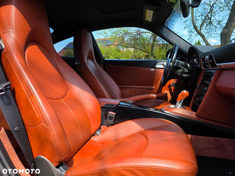 Porsche 911 Carrera 4S PDK - 11