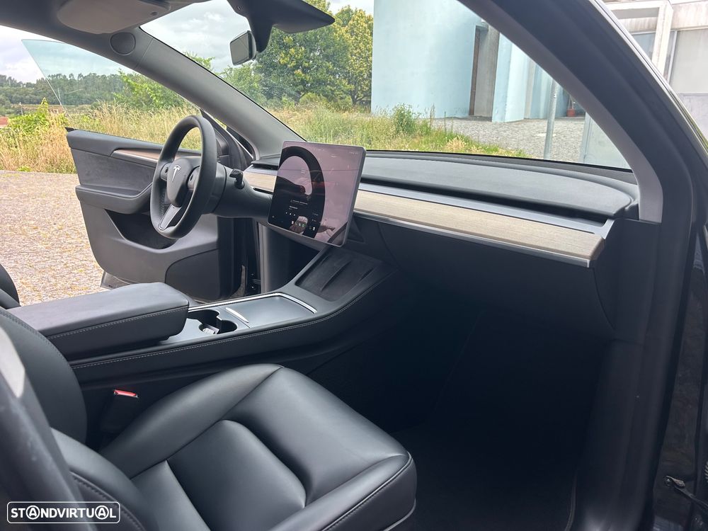 Tesla Model Y Tração Traseira - 22