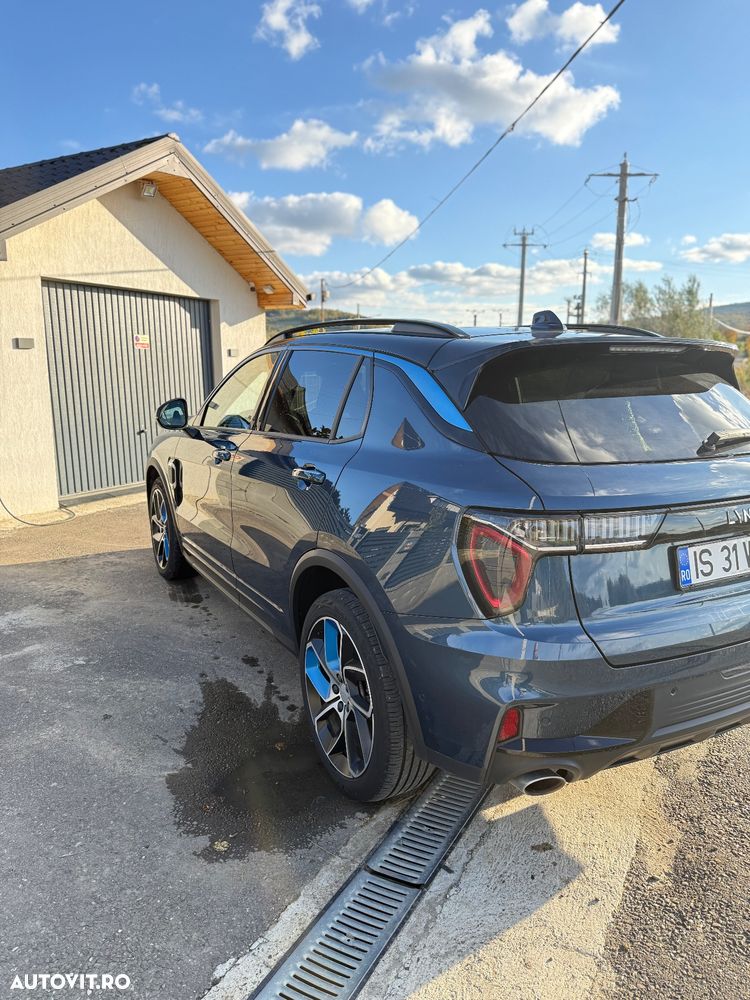 Lynk&Co 01 - 4