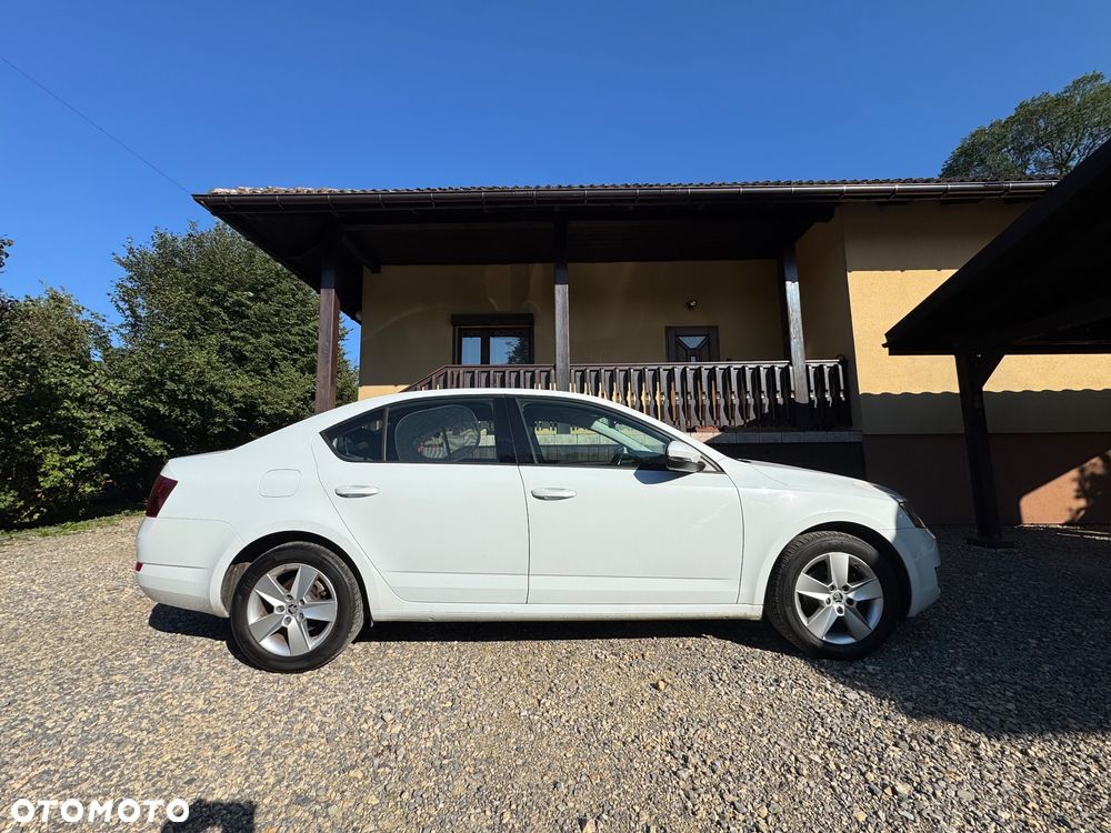 Skoda Octavia 1.6 TDI Ambition - 14