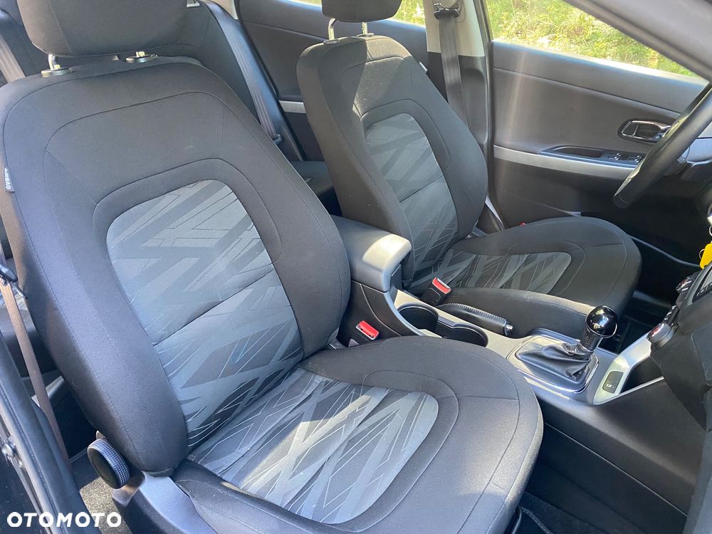 Kia Ceed 1.6 CRDi 136 DCT ISG Spirit - 9