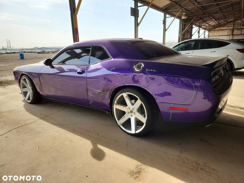 Dodge Challenger 5.7 R/T - 3
