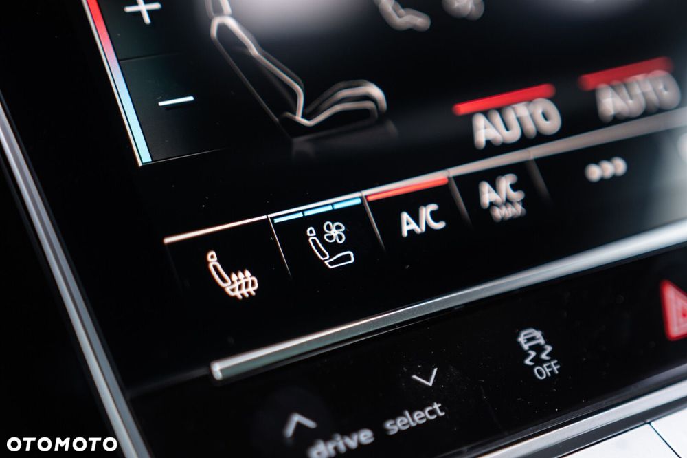 Audi SQ8 TFSI Quattro Tiptronic - 40