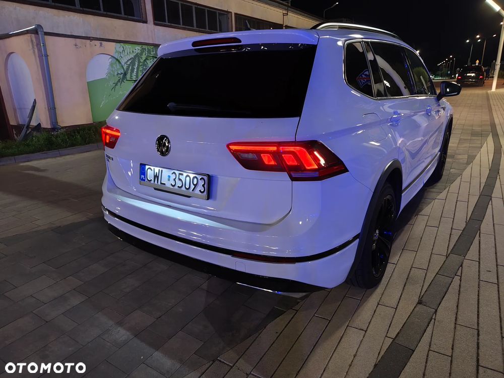 Volkswagen Tiguan - 23