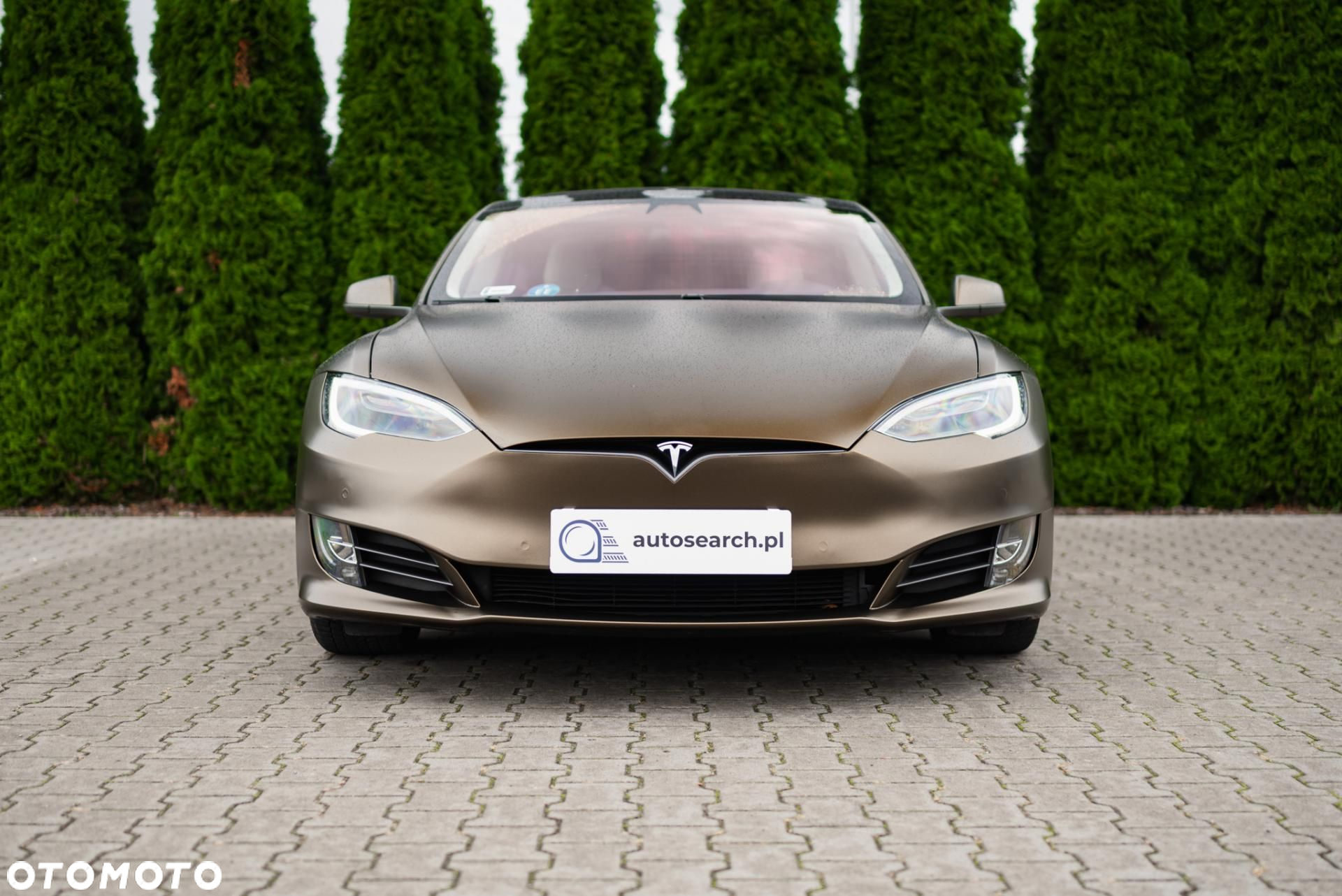 Tesla Model S - 2