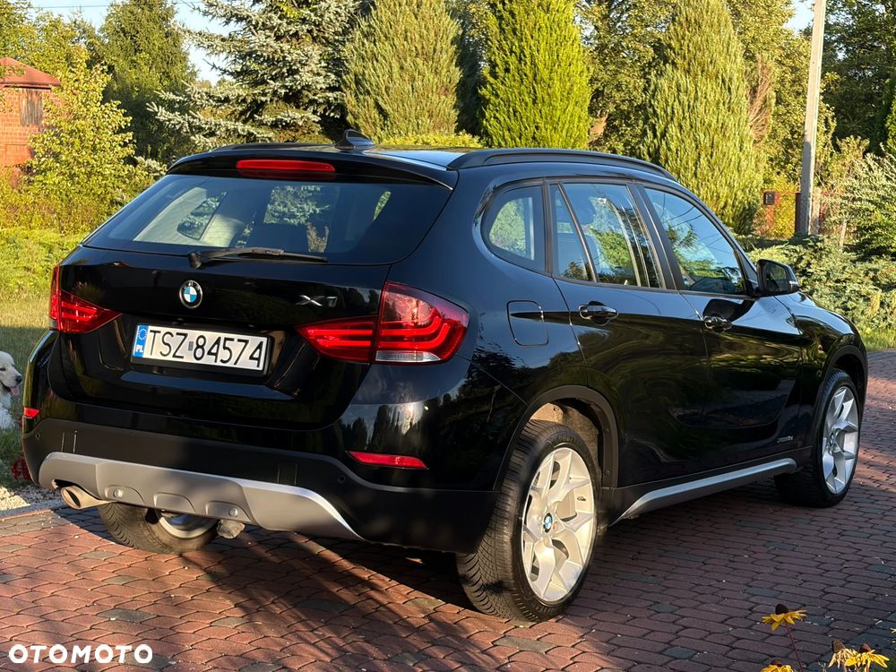 BMW X1 xDrive18d xLine - 23