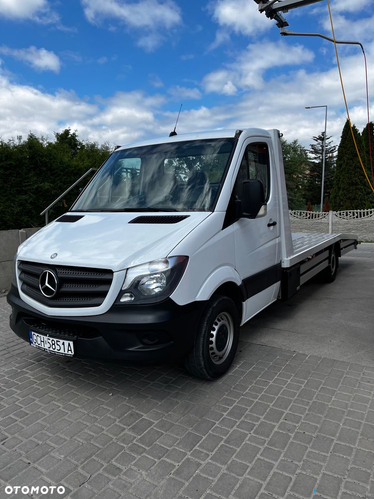 Mercedes-Benz Sprinter - 1