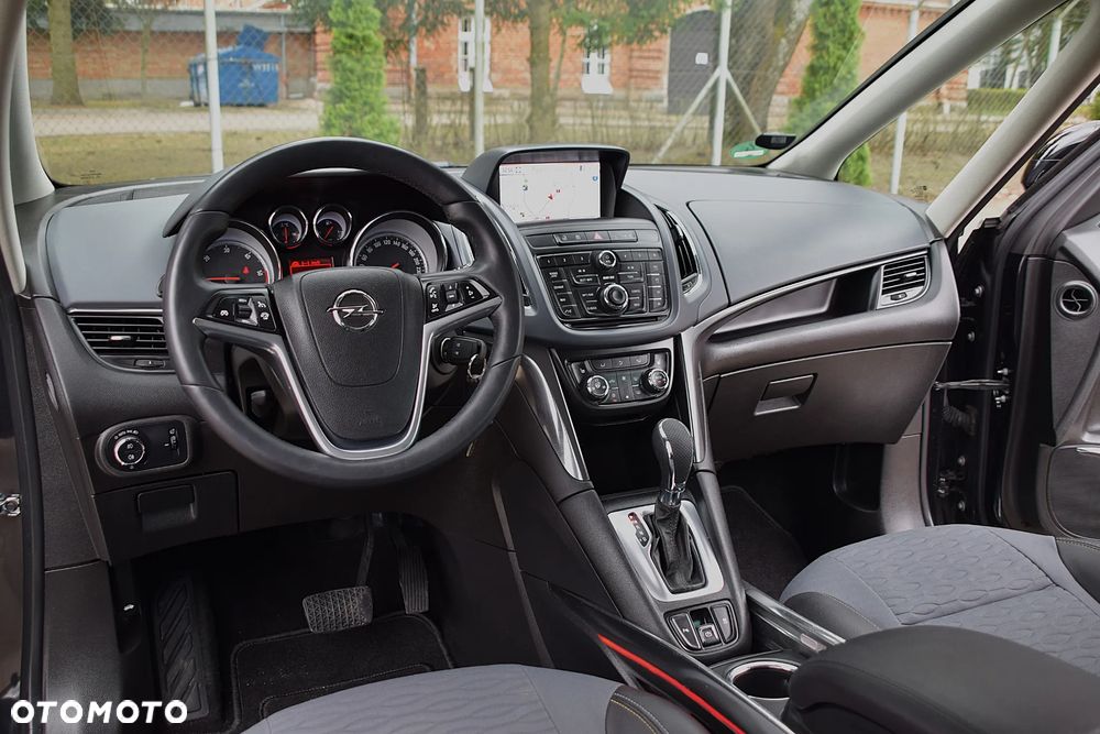 Opel Zafira Tourer 2.0 CDTI Automatik Innovation - 24