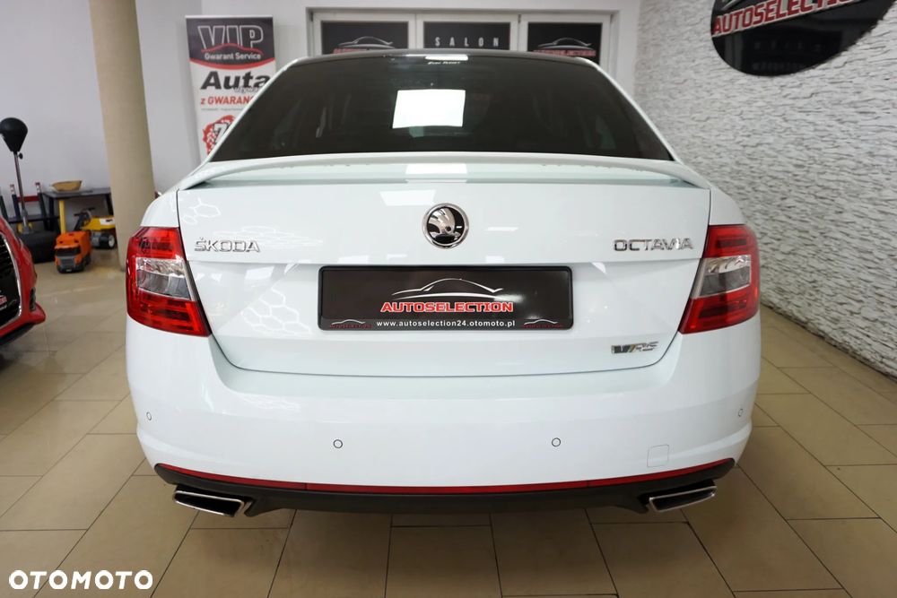 Skoda Octavia 2.0 TDI DSG RS - 5