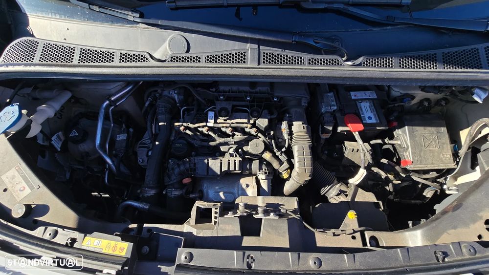Peugeot PARTNER STANDARD 1.5 BLUEHDI 100 3P - 53