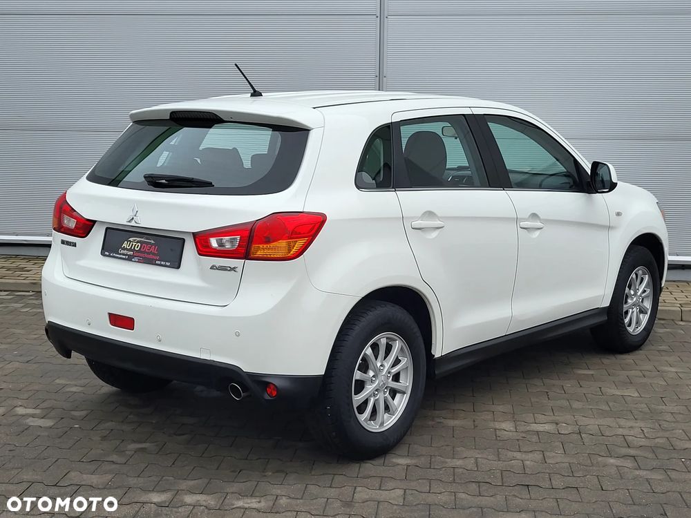 Mitsubishi ASX - 17