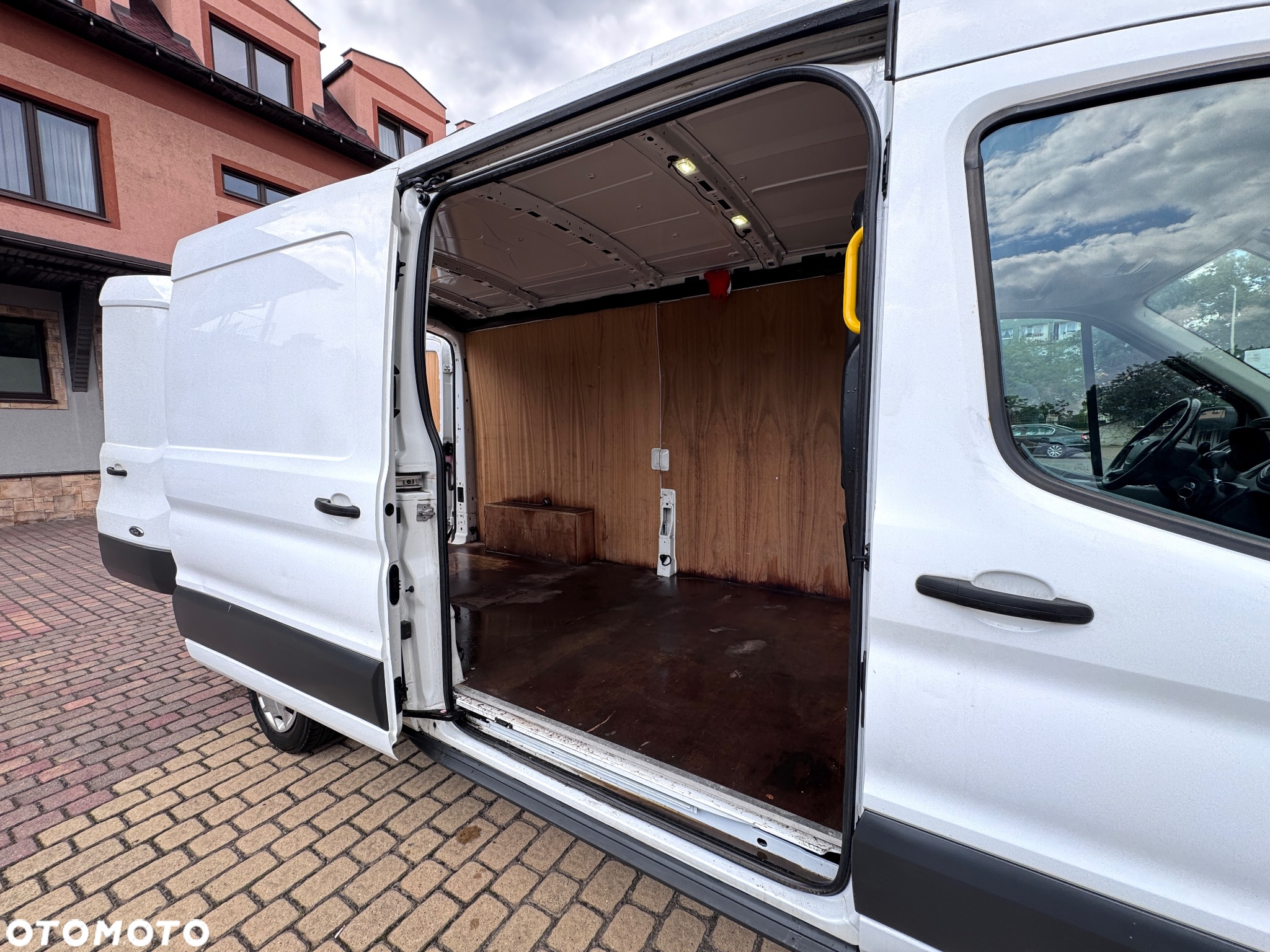 Ford Transit - 22